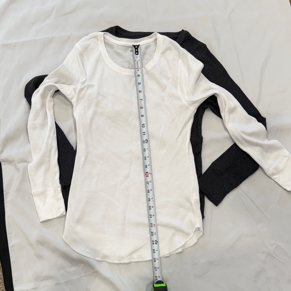 Bundle of Two Old Navy Thermal Long Sleeve Shirts—Charcoal and White—Large - Picture 13 of 13